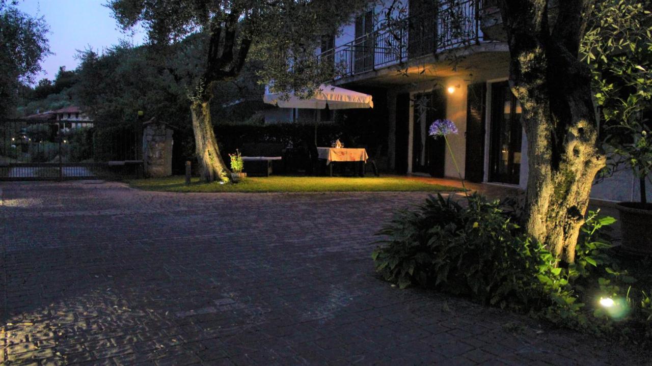 Relax In The Olive Grove Διαμέρισμα Toscolano Maderno Εξωτερικό φωτογραφία
